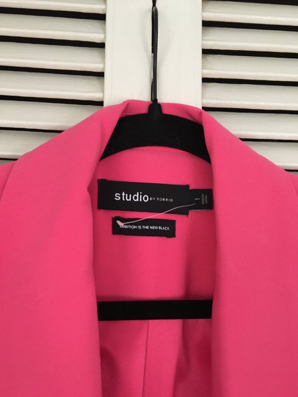 Torid Size 1 (14-16) CORAL Fully Lined Button Closure Blazer - Picture 2 of 7